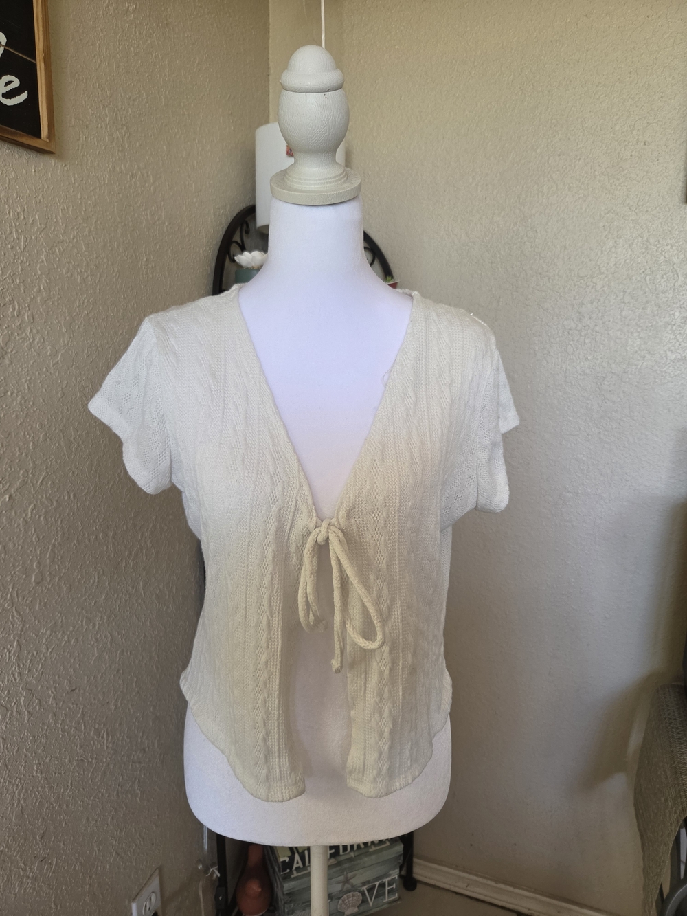 Tie-Front Short Sleeve Cardigan in Cream